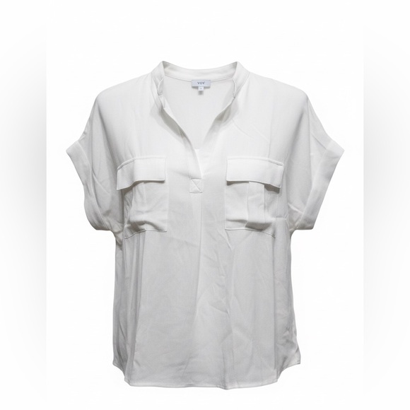 In February Tops - In February White Short-Sleeve Pocket flowy blouse nwt